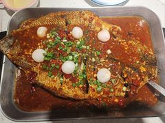 -三江源活鱼现烤(维多利摩尔城店)