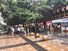 -八一路好吃街(雨田商务大厦店)