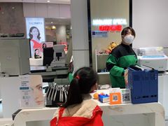 -沫芮眼镜·蔡司官方授权店(人民广场店)