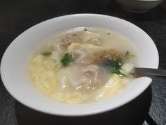 高汤云吞(含蛋)-买又大餐厅(福林里店)