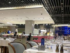 -武汉世茂希尔顿酒店·汇·全日餐厅