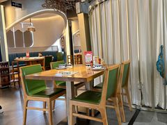 -娜仁图雅蒙古美食村(33小镇店)