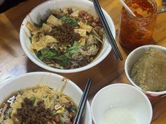 -罗家杏传统特色海南粉(人民西路总店)