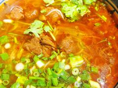 老坛酸菜牛肉面-老九圆山西面馆(CBD店)