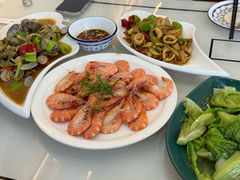 -覃记海鲜美食餐厅