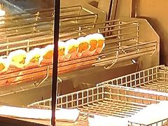 -麦当劳(上海虹桥站30B检票口楼上)