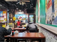 大堂-陈光记烧腊(长寿路店)