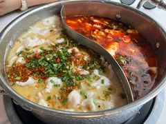 -德林酸菜鱼火锅(南丹店)