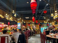 -老滇山寨•云南特色菜•地方菜•民族风情歌舞表演(金碧店)