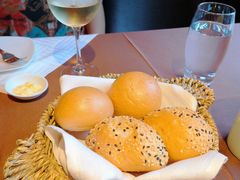 餐前面包-卡本妮法餐厅·北京和平宾馆