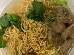 牛肉饼汤蟹皇面-汕尾菜粿(向西老店)