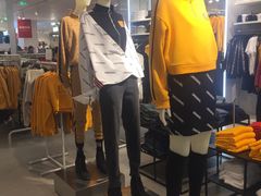 -H&M(天一广场店)