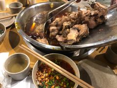 -肖肖酸萝卜鱼火锅(总店)