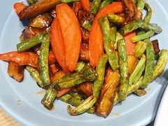 -蜜桃餐厅·伴山(绿宝广场店)