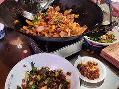-富正毅三下锅·湘西韵味(天门山索道店)