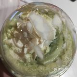 淡淡的抹茶绿 配上纯白的奶油