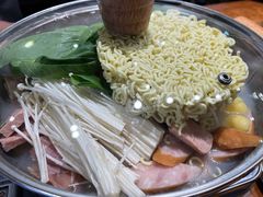 部队锅-几之上韩国小食