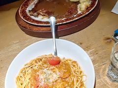 -绿茵小镇中西餐厅(五岭店)