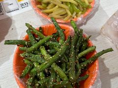 -咱家王新国把子肉(县东巷店)