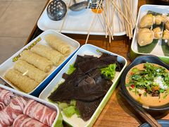 -牛小嫩串串火锅(老国贸总店)