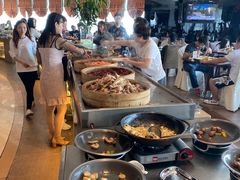 -荣誉国际酒店-云顶旋转餐厅