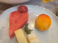 -丝路天山酒店(国际大巴扎店)