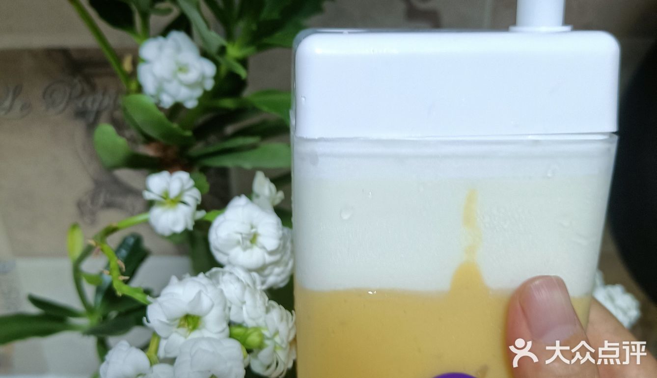 鲜榨水果酸奶真的太好喝了～
