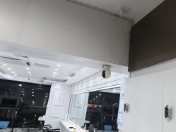-镁连社·美联社