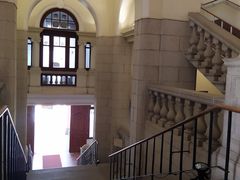 -香港大学