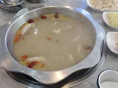 -光头药膳鸡(莱茵小镇店)