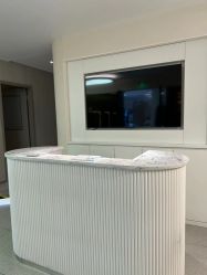 -PE SALON