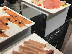 -夏阳湖皇冠假日酒店-自助餐厅