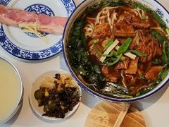 -镇南锅盖面馆(解放路店)