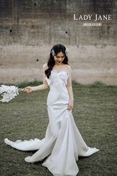 -Lady  Jane高端婚纱礼服馆