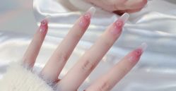 -雪奈传统美甲美睫