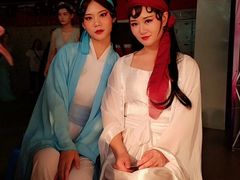 -粤港芭莎美容美发化妆学校