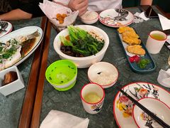 -新白鹿餐厅(银泰西湖文化广场店)