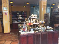 -新华书店(龙头路店)