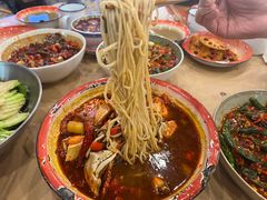 -老三样·旧食新味(绿地店)