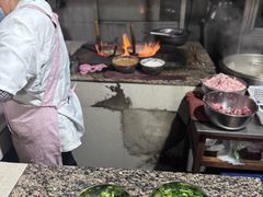 -正宗杨记普洱酸醋米线(总店)