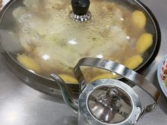 -屯老二农家铁锅炖·行业领军者(梅江店)