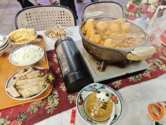 -刘姐啤酒鱼民族演艺餐厅(西街总店)