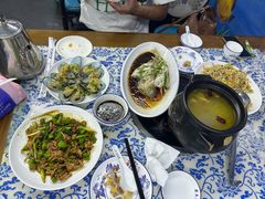 -范饭椰林川湘味海鲜·椰子鸡(三亚湾椰梦长廊店)