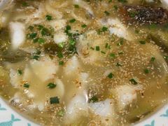 -姚姚酸菜鱼·金戈戈香港豉油鸡(喜荟城联名店)