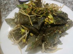 凉粉皮-宏宏无烟石板烧烤