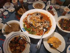 -坛宗剁椒鱼头(河西王府井店)