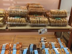 -金色麦甜糕点(面包.蛋糕.华苑店)