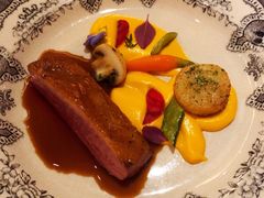 -La Villa French Restaurant