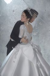 -乐派诗婚纱摄影