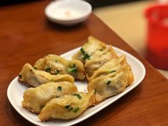 牛肉鍋貼-小姜锅贴(凤凰街店)